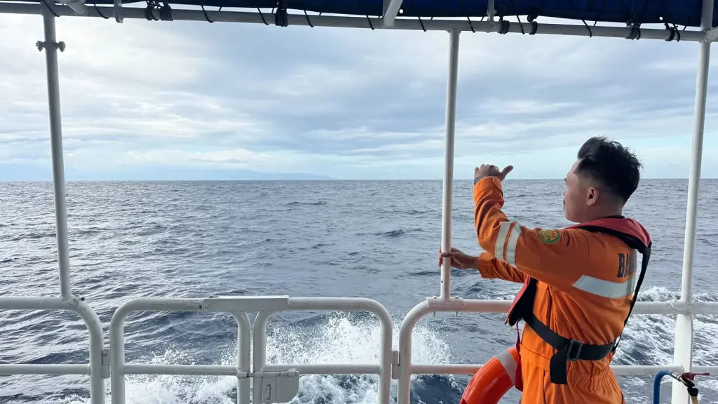 Operasi pencarian awak KM Jolor oleh Basarnas, Sabtu (6/6/2026). (©Basarnas Palu)