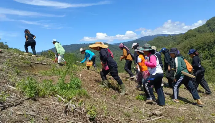 Menemukan Kedaulatan di Tanah Pinjaman