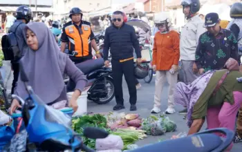 Wali Kota Tegur Pedagang di Pasar Manonda yang Gunakan Tepi Jalan