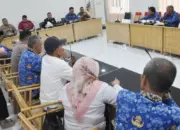 Wali Kota Hadianto memimpin rapat koordinasi Forkopimda terkait koeadaan pascagempa di palu, Rabu (17/6/2026). (©Prokopim Setda Kota Paluy/Imron)