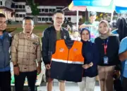 Digitalisasi Usaha, Pemkot Palu Berikan Rompi QR Code kepada UMKM