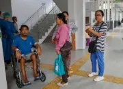 Pascagempa M6,7 Wawali Imelda Tinjau Jembatan III dan RSUD Anutapura