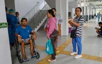 Pascagempa M6,7 Wawali Imelda Tinjau Jembatan III dan RSUD Anutapura