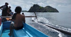 Indahnya Pasir Pantai dan Pemandangan yang Memanjakan Mata di Balantak