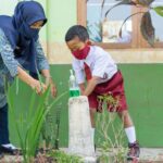 Ilustrasi pendidikan hijau di sekolah. (Galih Yoga Wicaksono/Shutterstock.com)