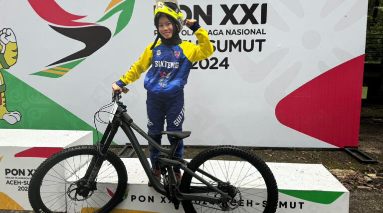 Atlet balap sepeda Sulteng Vionissa Andrio. (Foto: Ist)