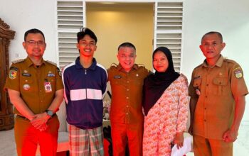 Wali Kota Palu Bantu Korban Konflik Jalan Anoa
