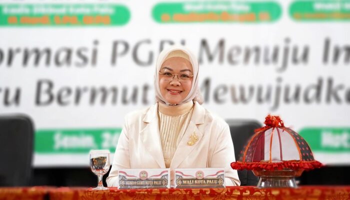 Diah Puspita Minta Guru di Kota Palu Fokus Cetak Generasi Cerdas dan Berkarakter