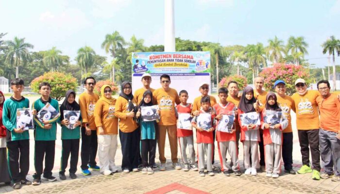 Tak Hanya Sekolah Negeri, Murid Madrasah di Parigi Moutong Kini Dapat Seragam Gratis